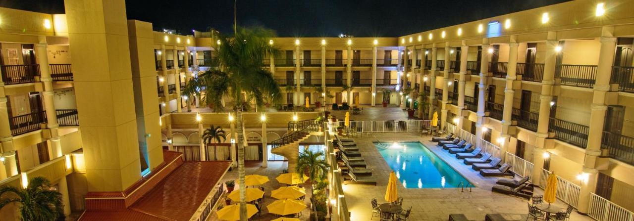 Windward Passage Hotel Charlotte Amalie Exteriör bild